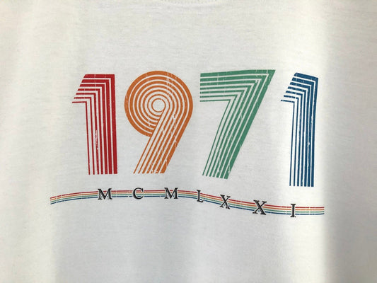 51st Birthday T Shirt, 1971 Gift T-Shirt in Retro & Vintage 70s style, MCMLXXI Fiftieth Bday Tee Shirt Top For Men or Women
